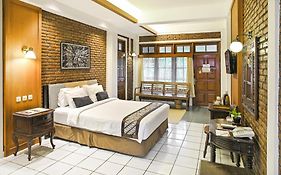 Hotel Paku Mas Yogyakarta